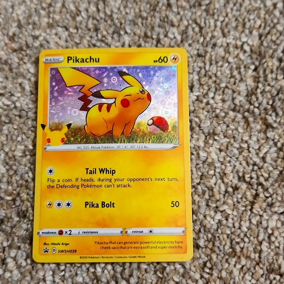 Basic Pikachu - Picture 1 of 2